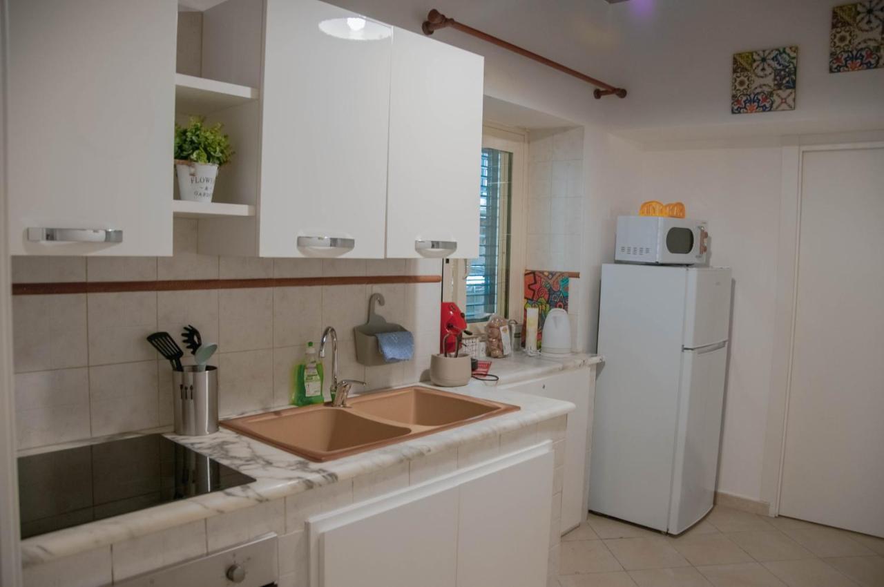 Ideisini'S Apartment Palermo Kültér fotó